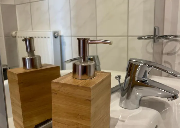 Sonnenblumenhof - & Εξοχικό σπίτι Mühlheim