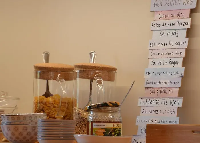 Sonnenblumenhof - & * Muehlheim